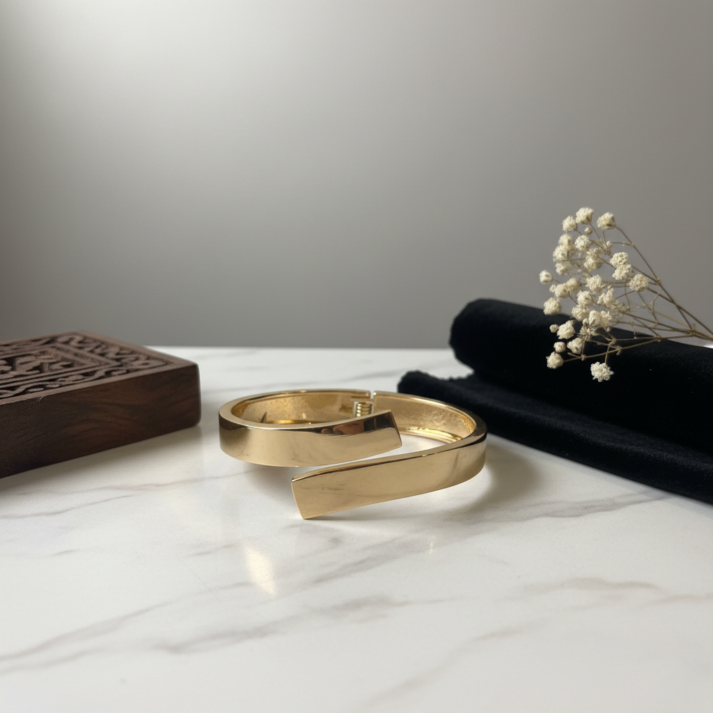 Classic 18K Gold-Plated Statement Cuff Bracelet | Anti-Tarnish | Unisex