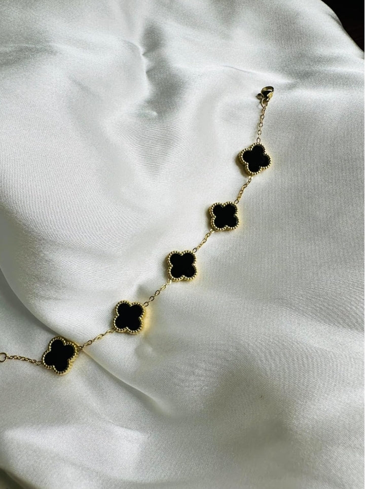Luxury 18K Gold-Plated Black Clover Bracelet | Anti-Tarnish | Adjustable